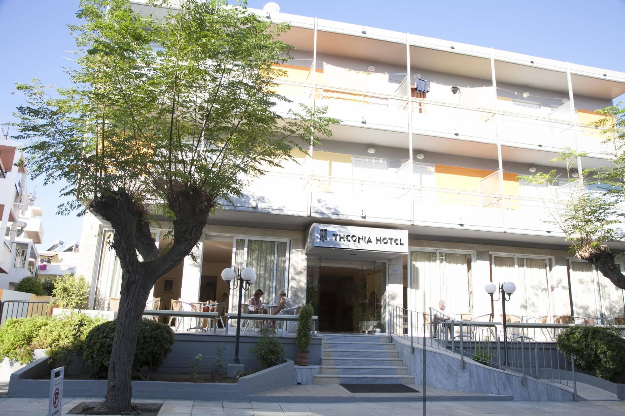Theonia Hotel Koszalin Eksteriør bilde